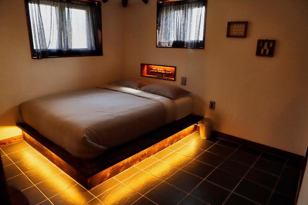 Deluxe, Traditional, Suite, King Bed