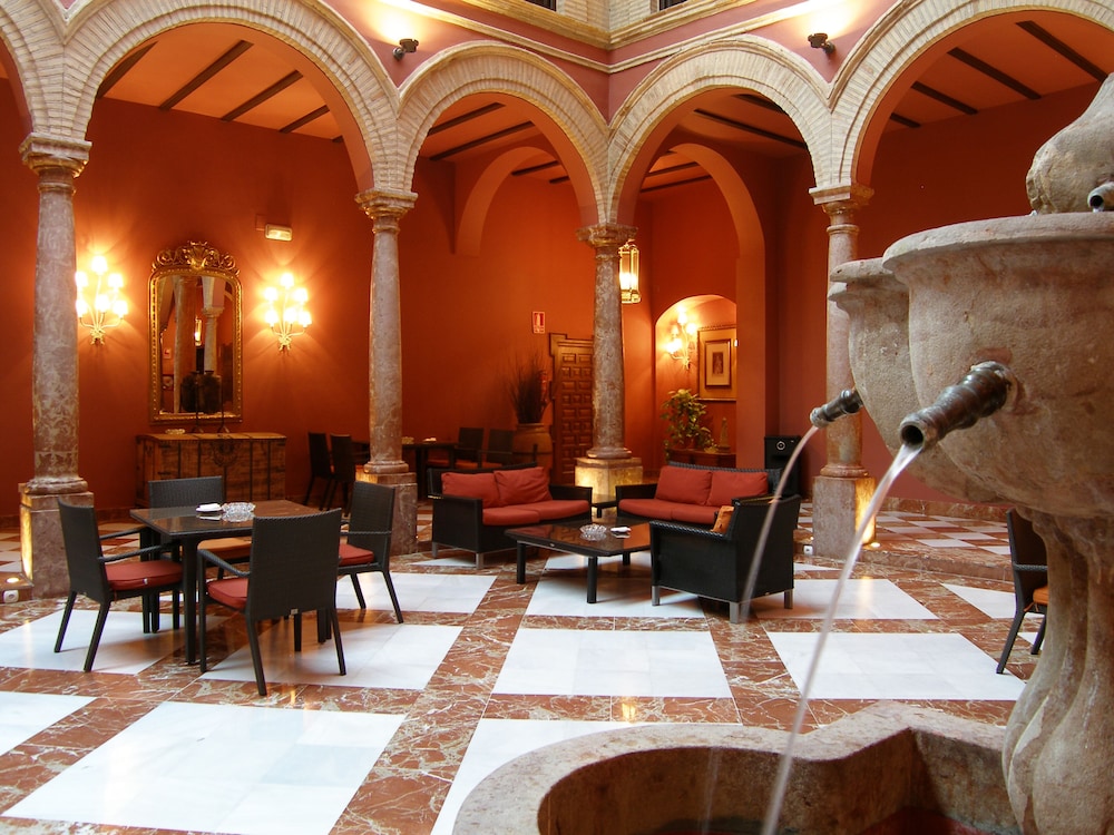 Hotel Santo Domingo Lucena 14/20