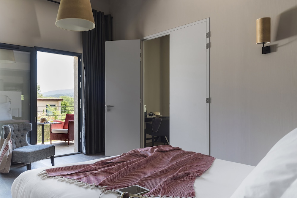 LES LODGES SAINTE VICTOIRE 10/38