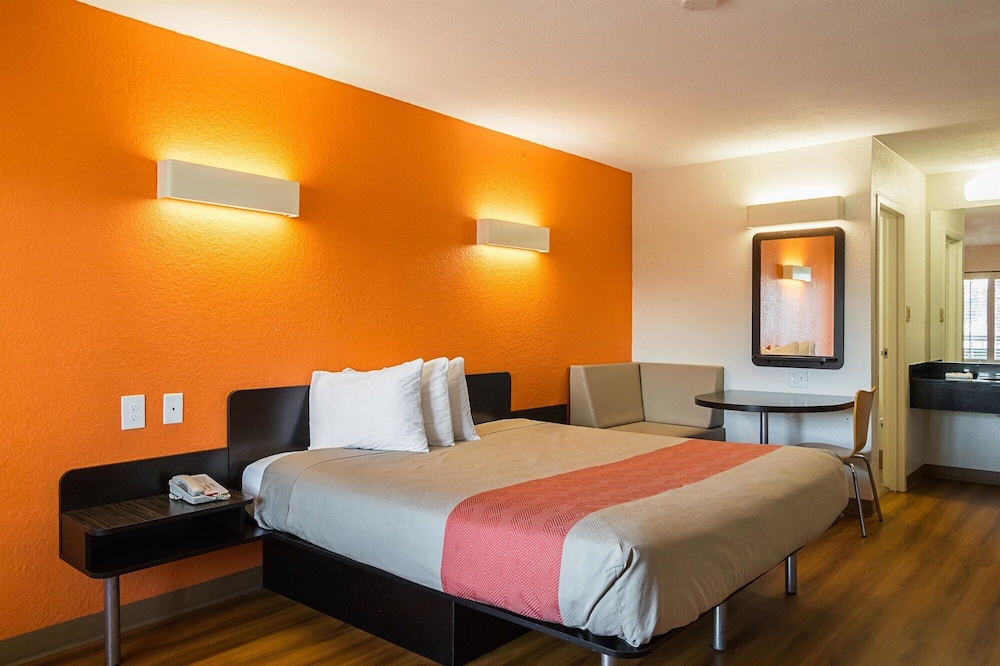 Motel6 Savannah, GA - Midtown 29/44