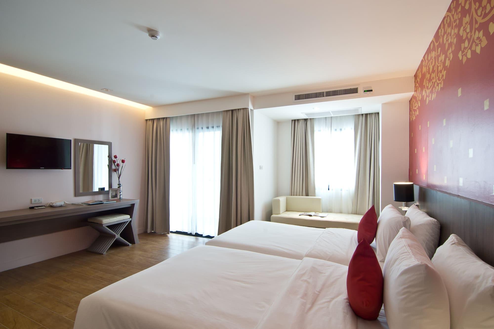 Tevan Jomtien Pattaya 19/50