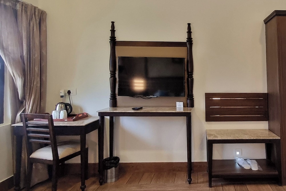 HOTEL LABH GARH PALACE 10/55
