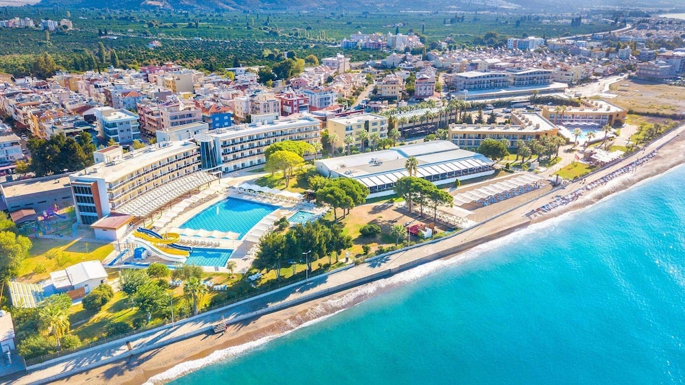 Grand Sahin s Gumuldur Resort 76/82