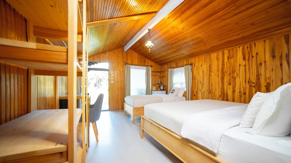 Etenna Bungalow 15/84