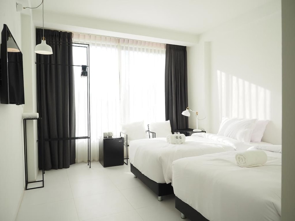 STANDARD, TWIN BEDS