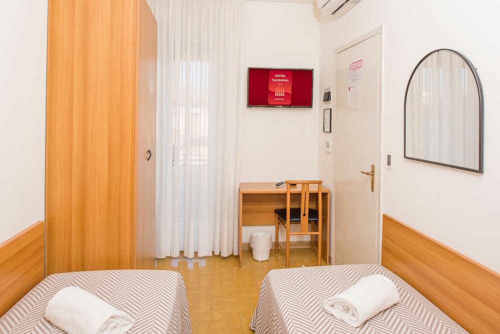 Hotel Taormina 35/78