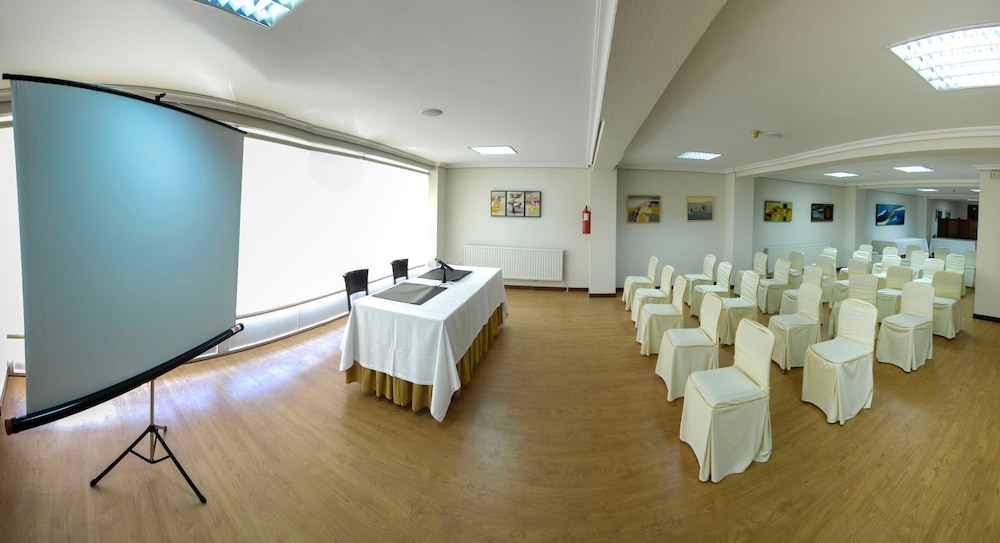 Hotel Vigo Plaza 20/50