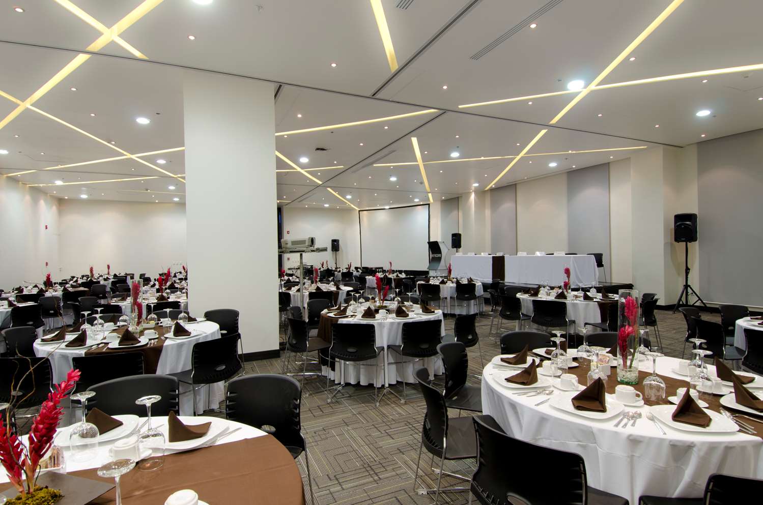 Ramada Encore by Wyndham Aguascalientes 32/50