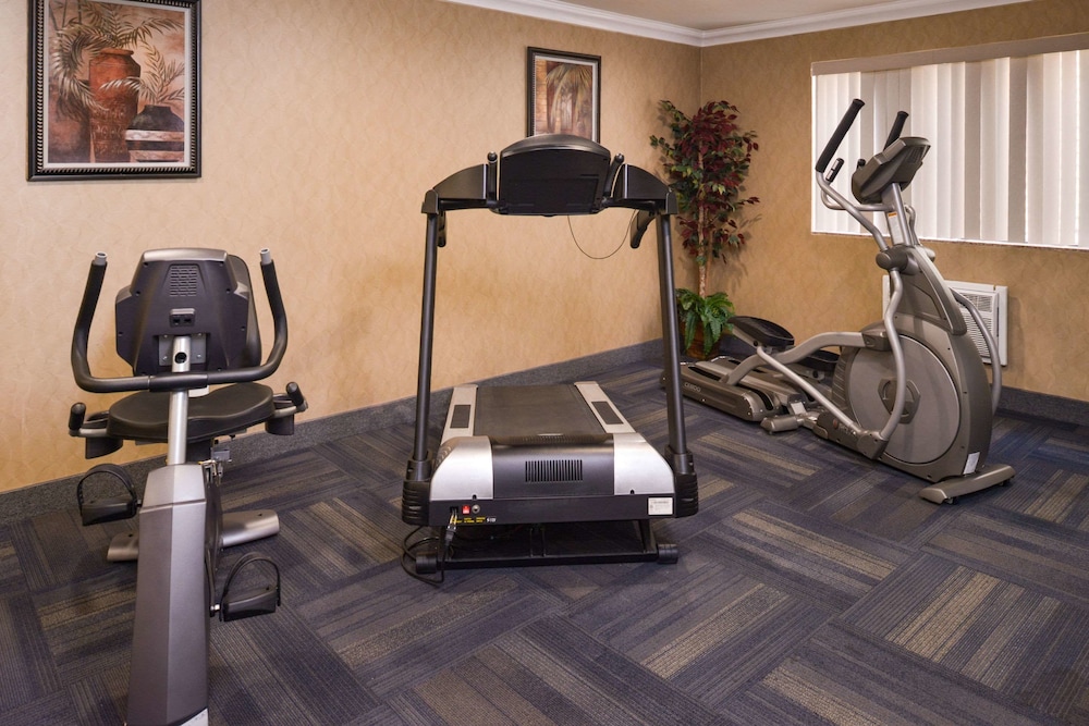 Quality Inn & Suites Walnut - City Of Industry 18/27