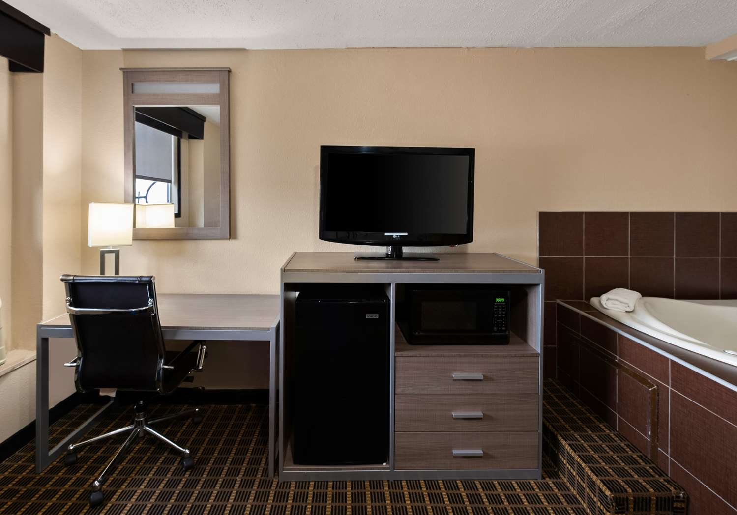 Best Western Adena Inn 29/38