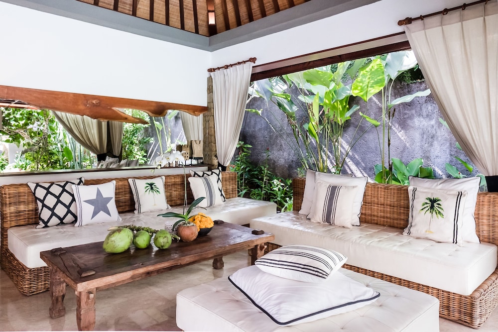 The One Boutique Villa 36/50