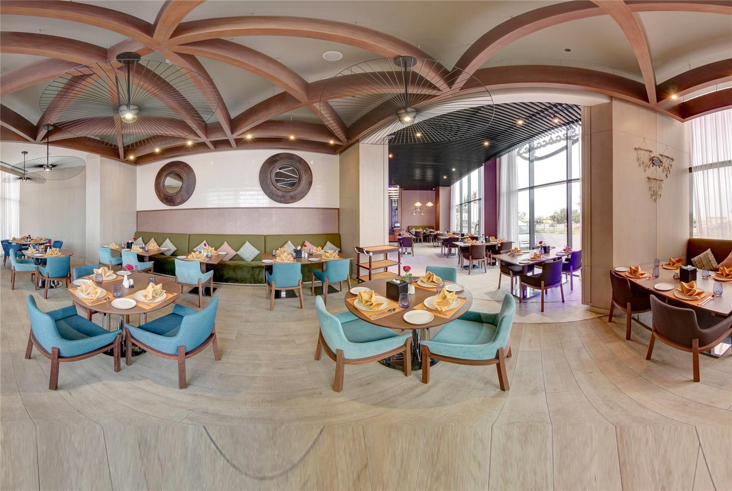 Wyndham Garden Ajman Corniche 13/24