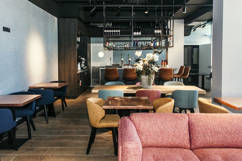 Amsterdam Beach Hotel 47/61