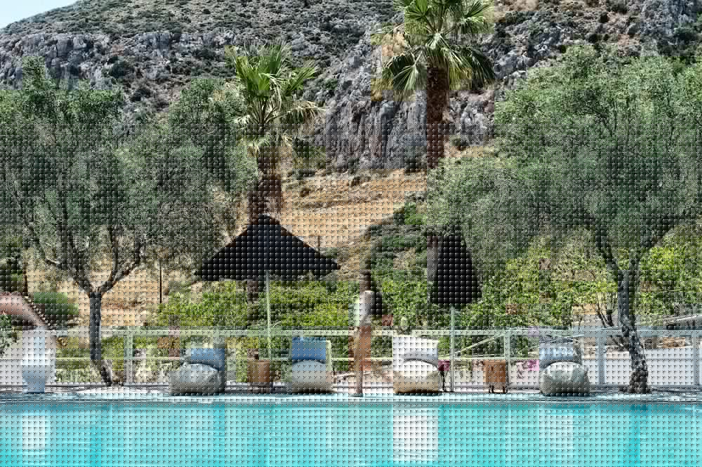 Akra Morea Hotel and Residences 6/48
