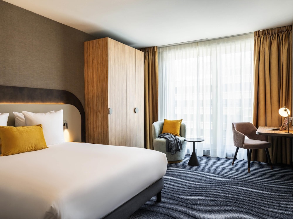 Mercure Amsterdam North Station 26/67