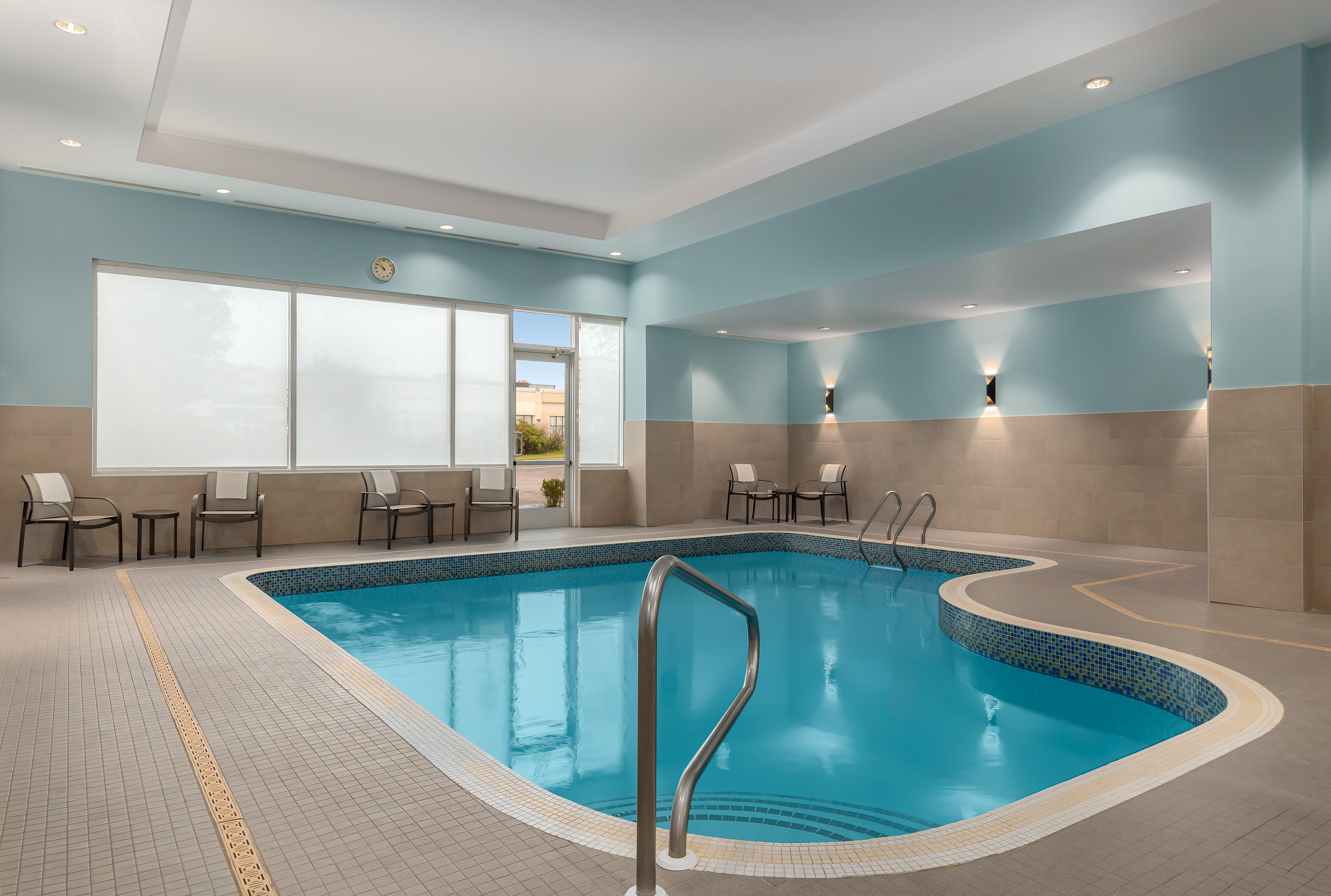 Holiday Inn Express Hotel & Suites Toronto Markham 25/50