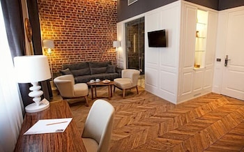 Hotel Miniature 50/75