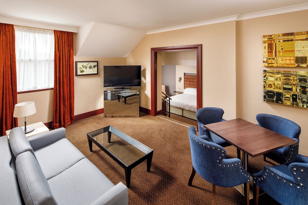 Delta Hotels by Marriott Cheltenham Chase 31/50