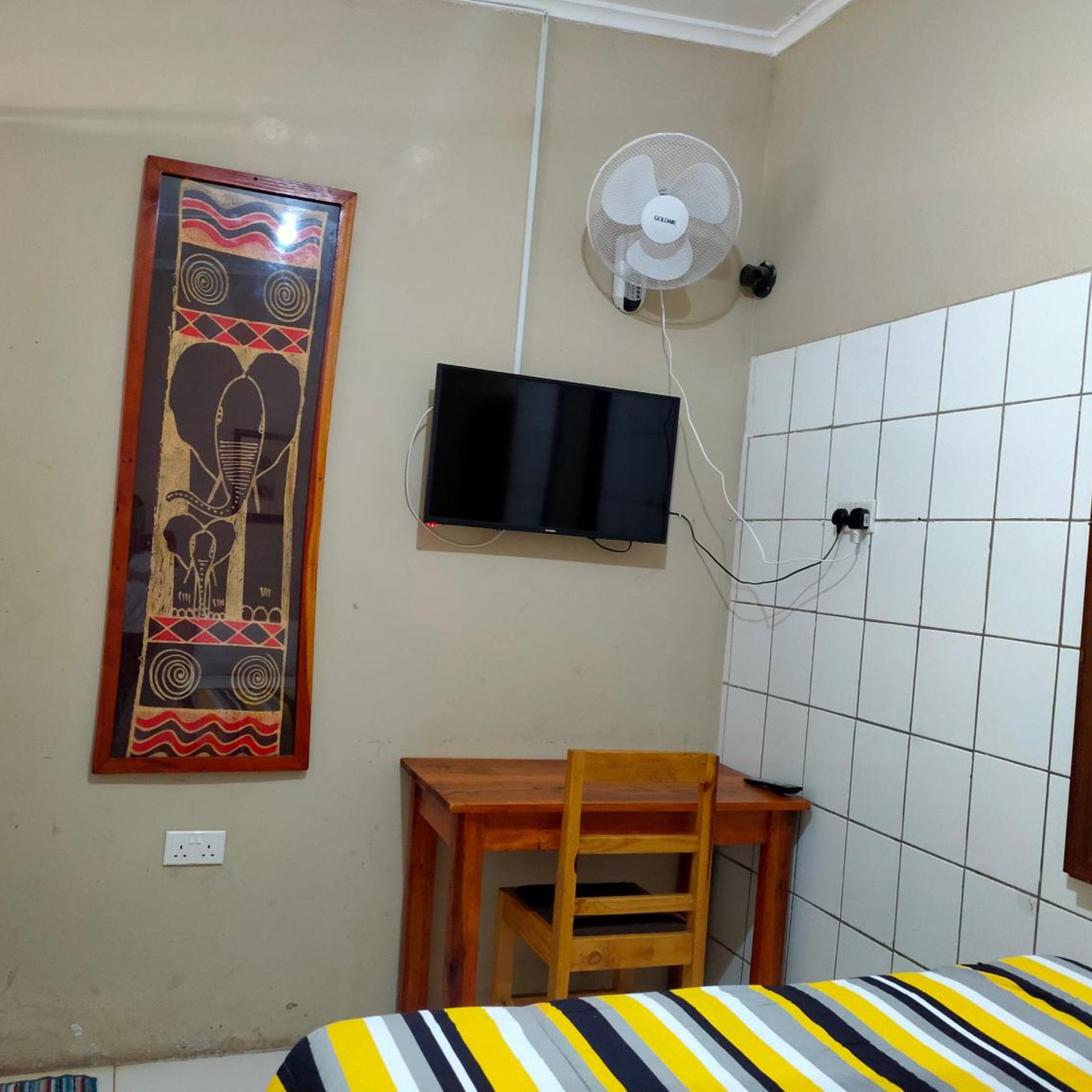 Golden Days Executive Lodge 31/50