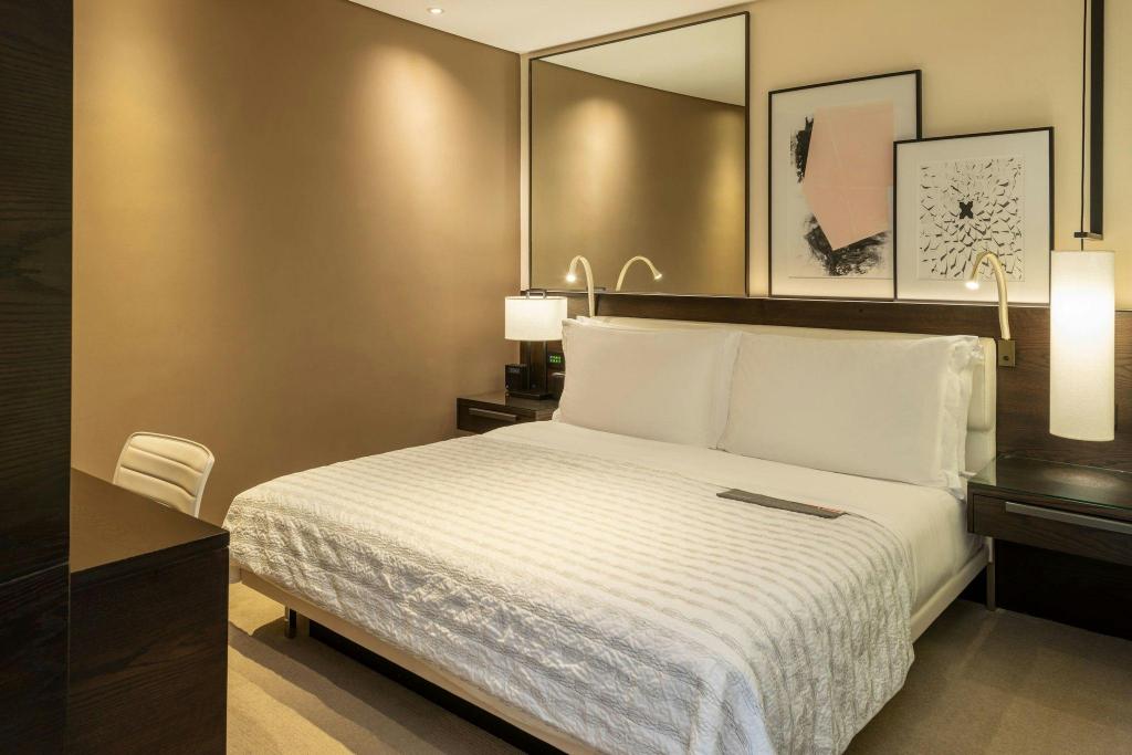 Guest Room, Superior, Deluxe, King Bed, Land View, Balcony