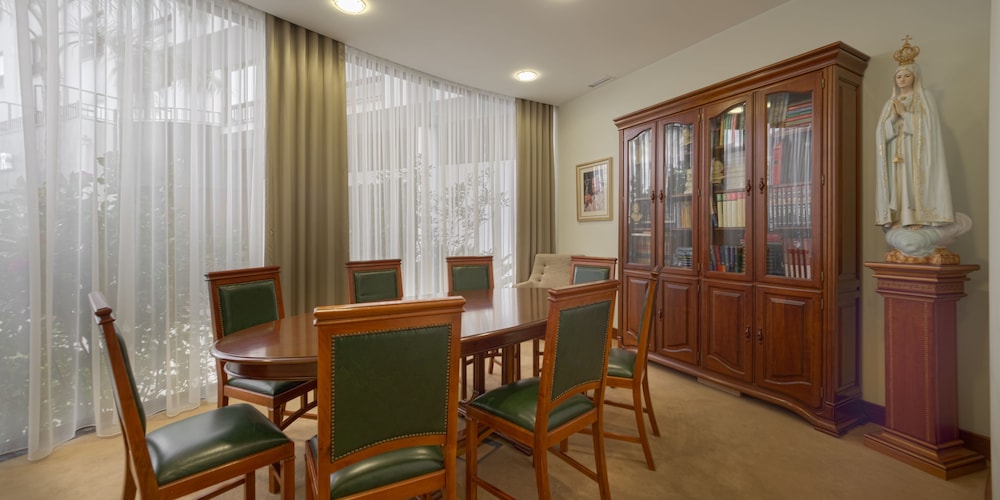 Hotel Cinquentenario & Conference Center 42/63