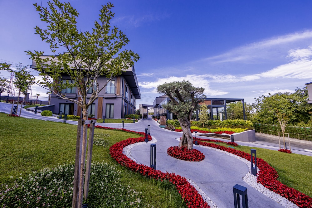 MENALO HOTEL PREMIUM ISTANBUL AIRPORT 57/68