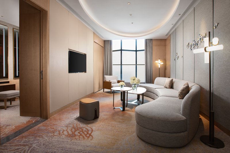 Holiday Inn Zhengzhou High-Tech Zone 48/74
