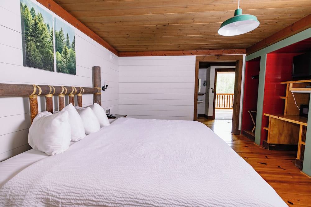 Drummond Island Resort 10/45