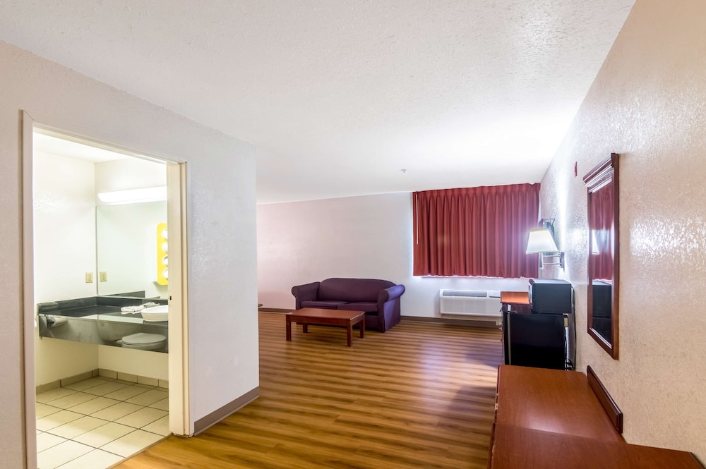 Motel6 Oklahoma City, OK 31/55