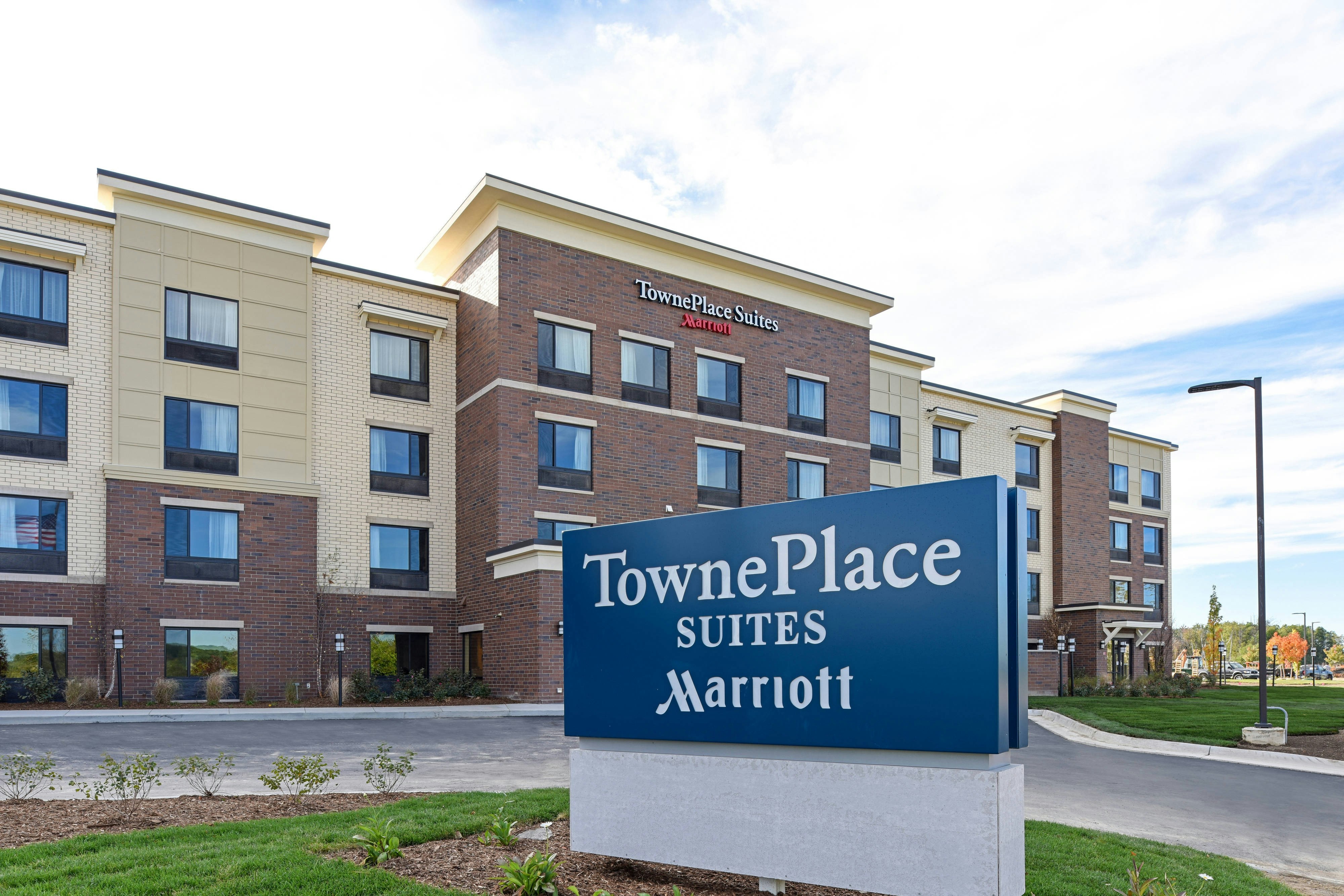 TownePlace Suites Detroit Commerce 2/40