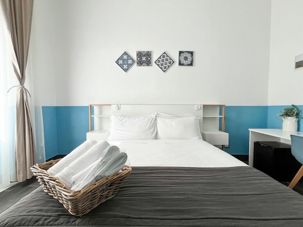 Arch Rome Suites 19/75