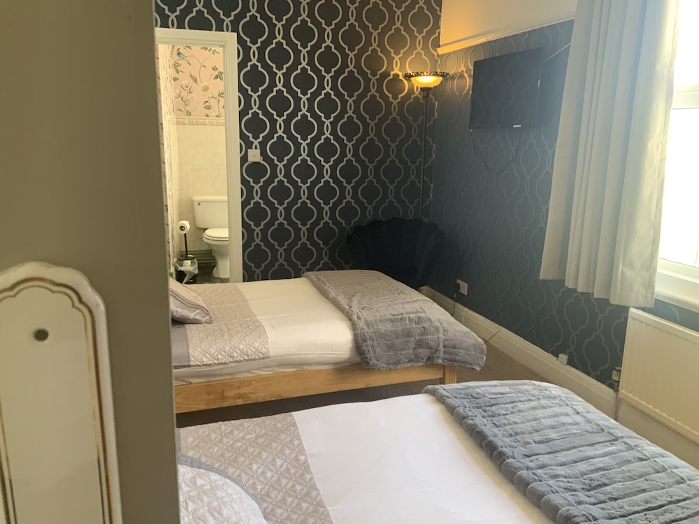 Rosaire Guest House 17/43