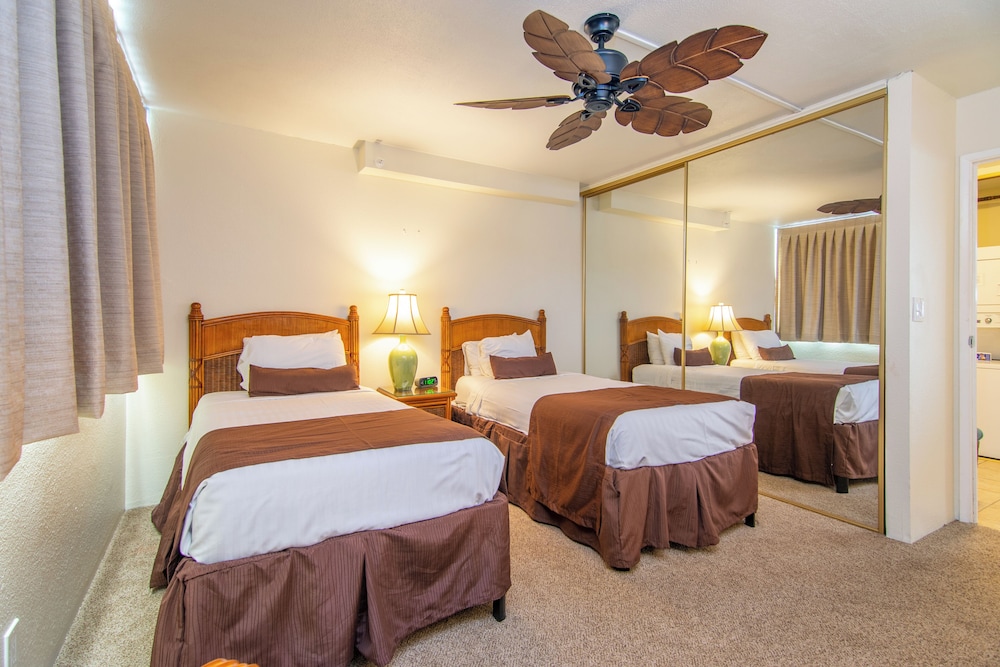 2 Bedrooms, Condo, Twin Beds, 2 King Beds, Partial Ocean View, 2 Bathrooms, Sofa