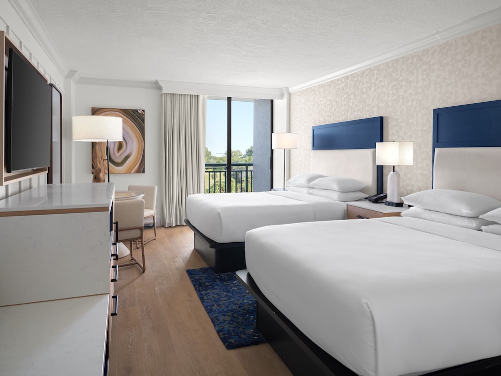 Room, 2 Queen Beds, Resort View, Balcony