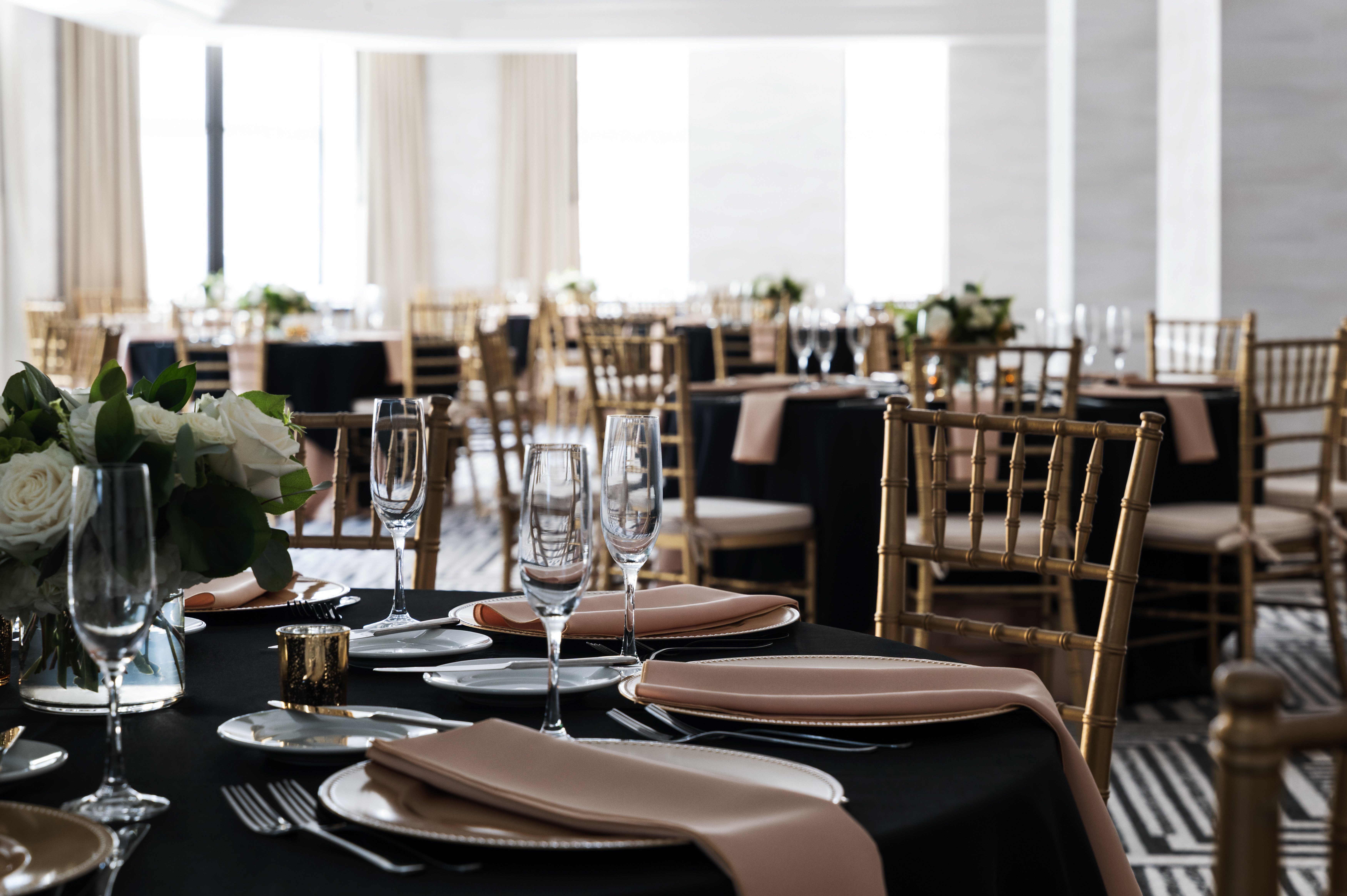Kimpton Hotel Monaco Baltimore Inner Harbor 61/82