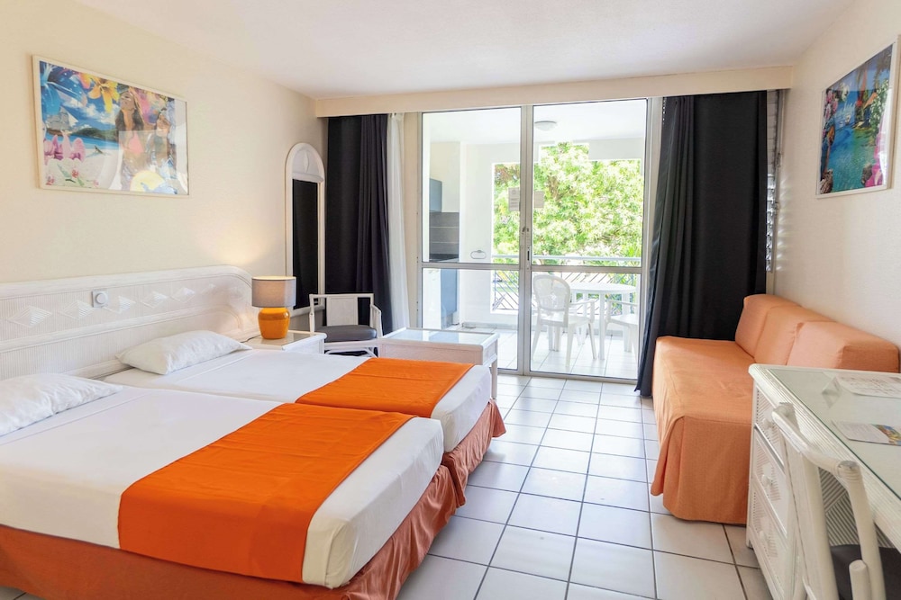 Canella Beach Hotel 9/42