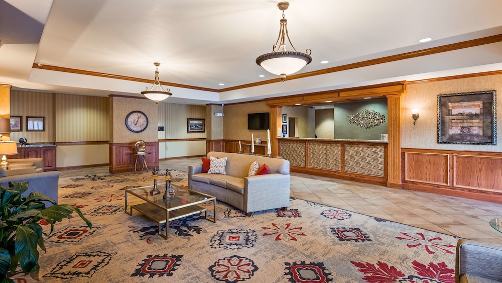 Best Western Plus Capital Inn 8/48