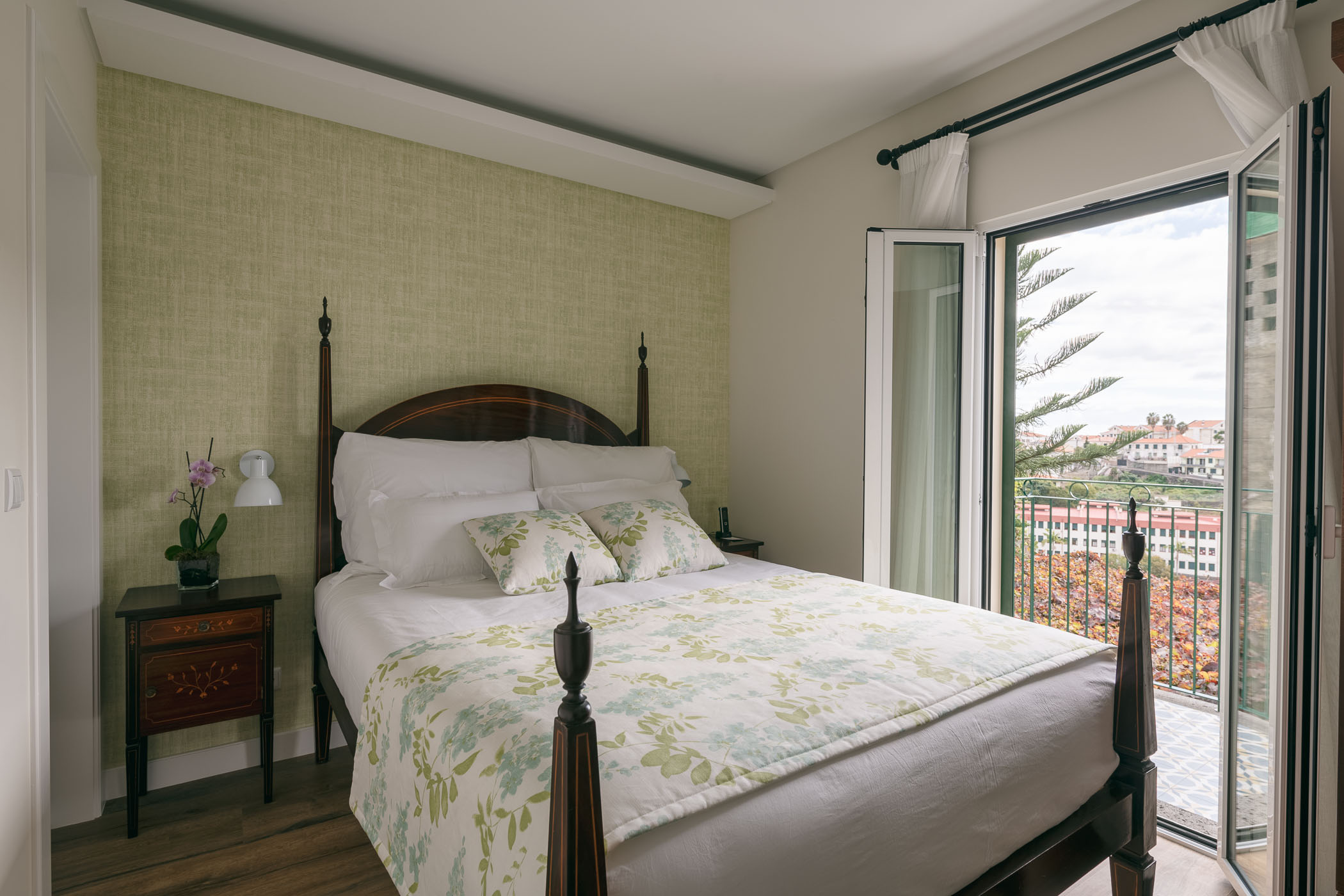 غرفة كلاسيكية بسرير كوين بشرفة، Quinta da Saraiva 2/4