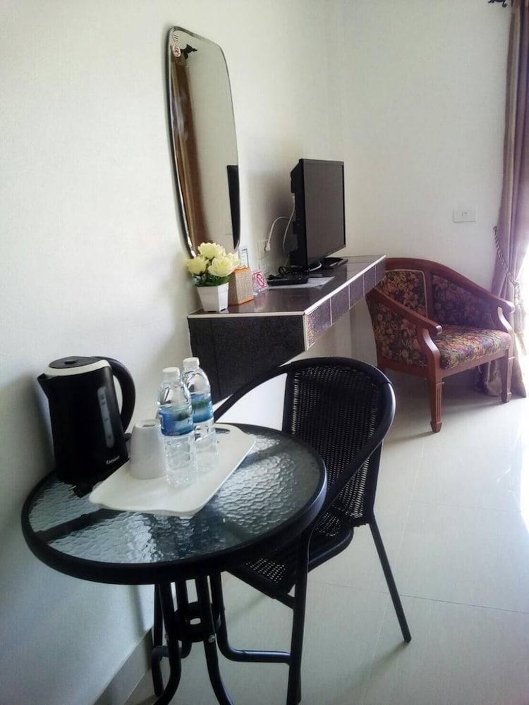 Greenfield Residence 32/49