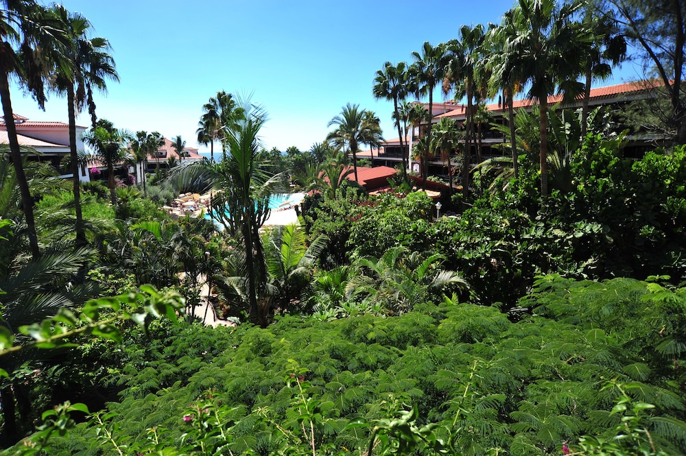Parque Tropical Hotel 47/66