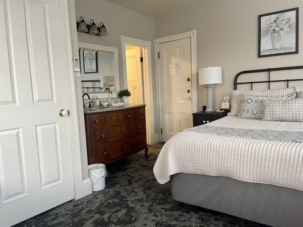 Mccall House Bed And Breakfast 22/50