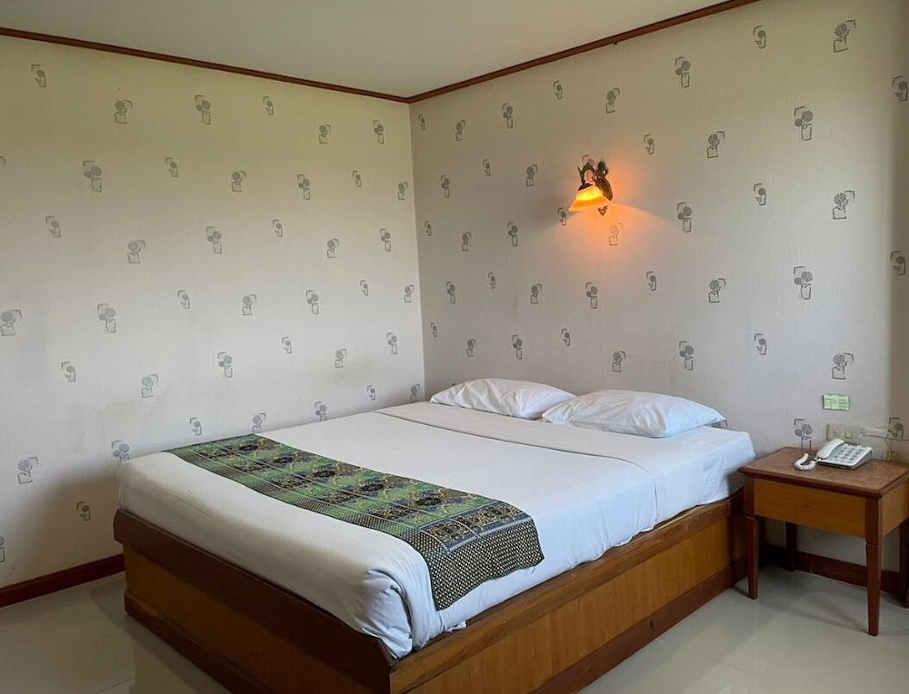 Sakol Grand Palace Hotel 3/17