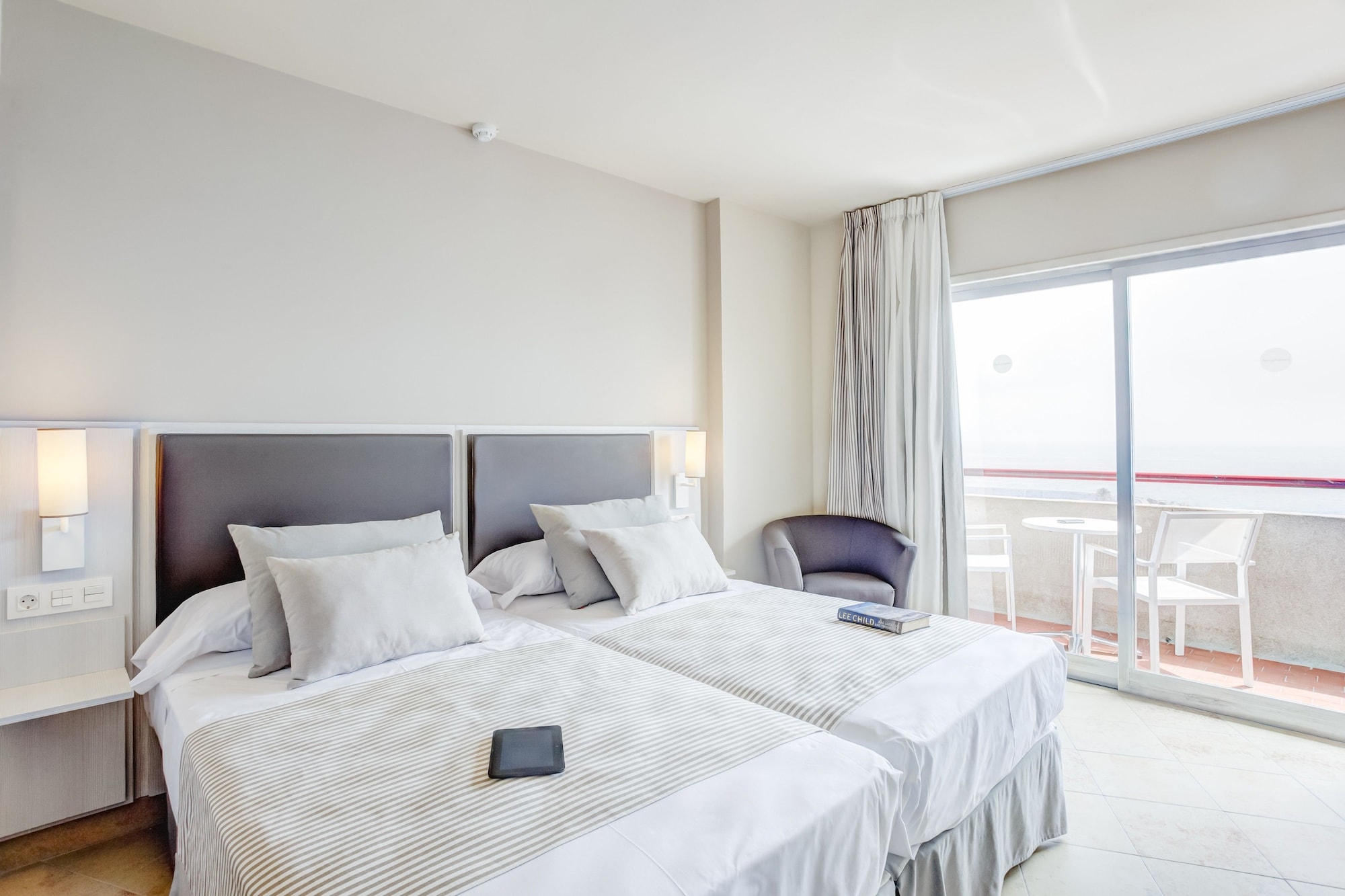 STANDARD, TWIN BEDS, BALCONY