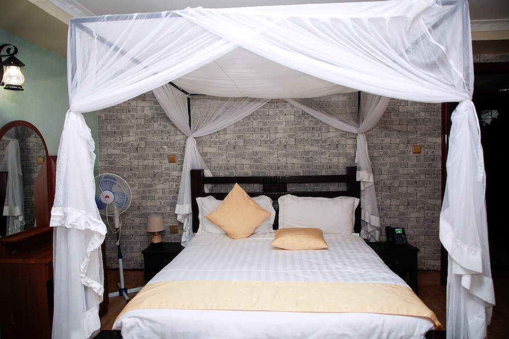 Nokras Riverine Hotel & Spa 13/34