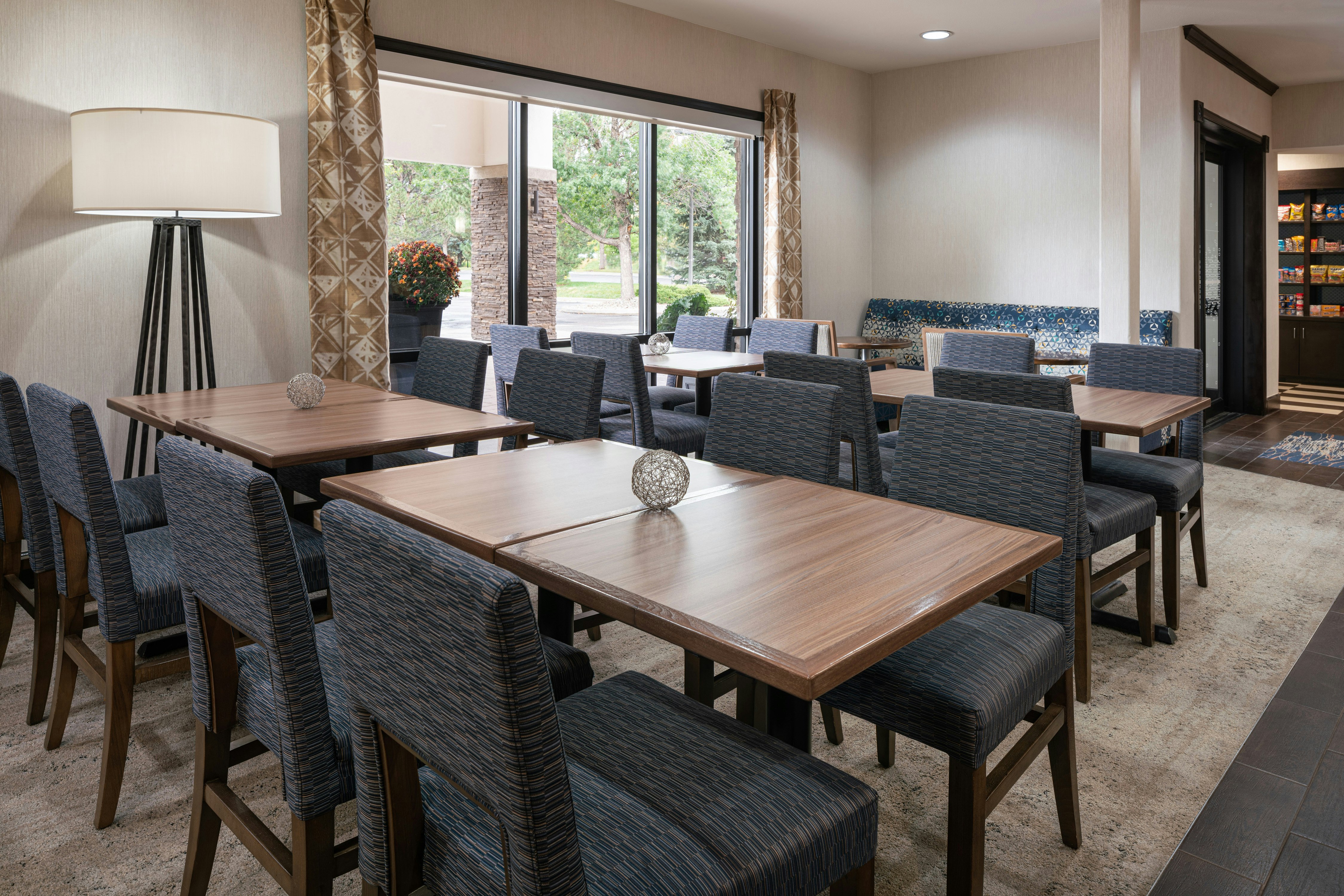Hampton Inn Loveland 29/41