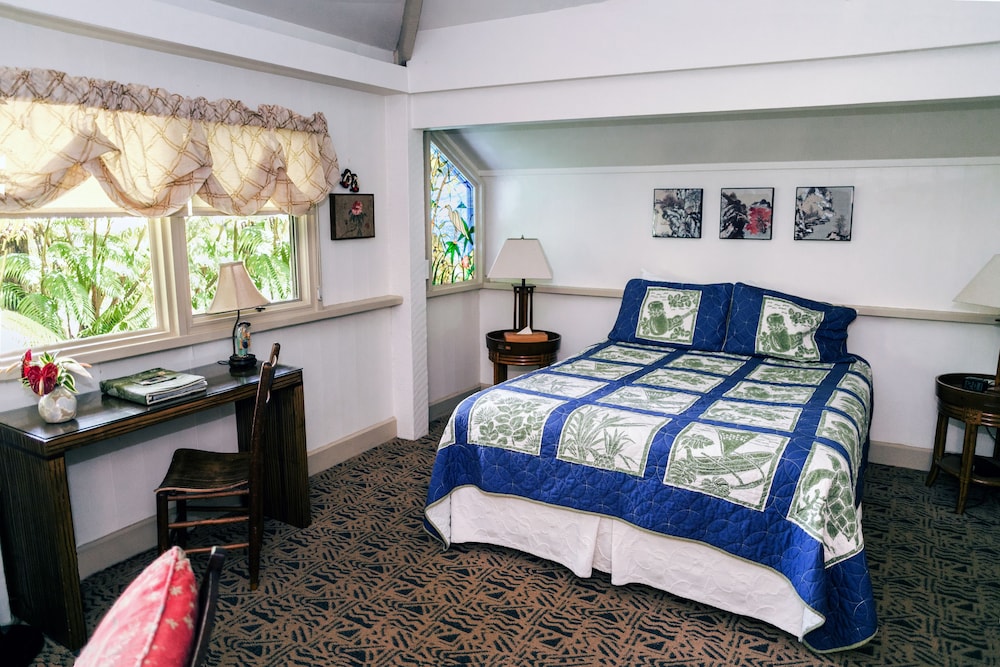 Kilauea Lodge and Restaurant 26/76