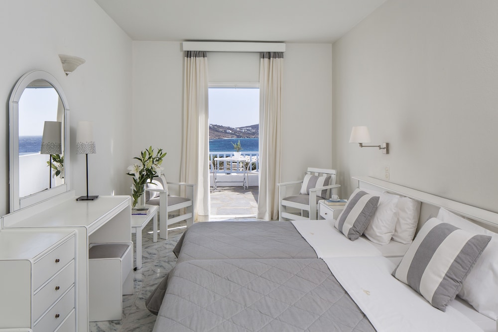 Manoula's Beach Mykonos Resort 27/49