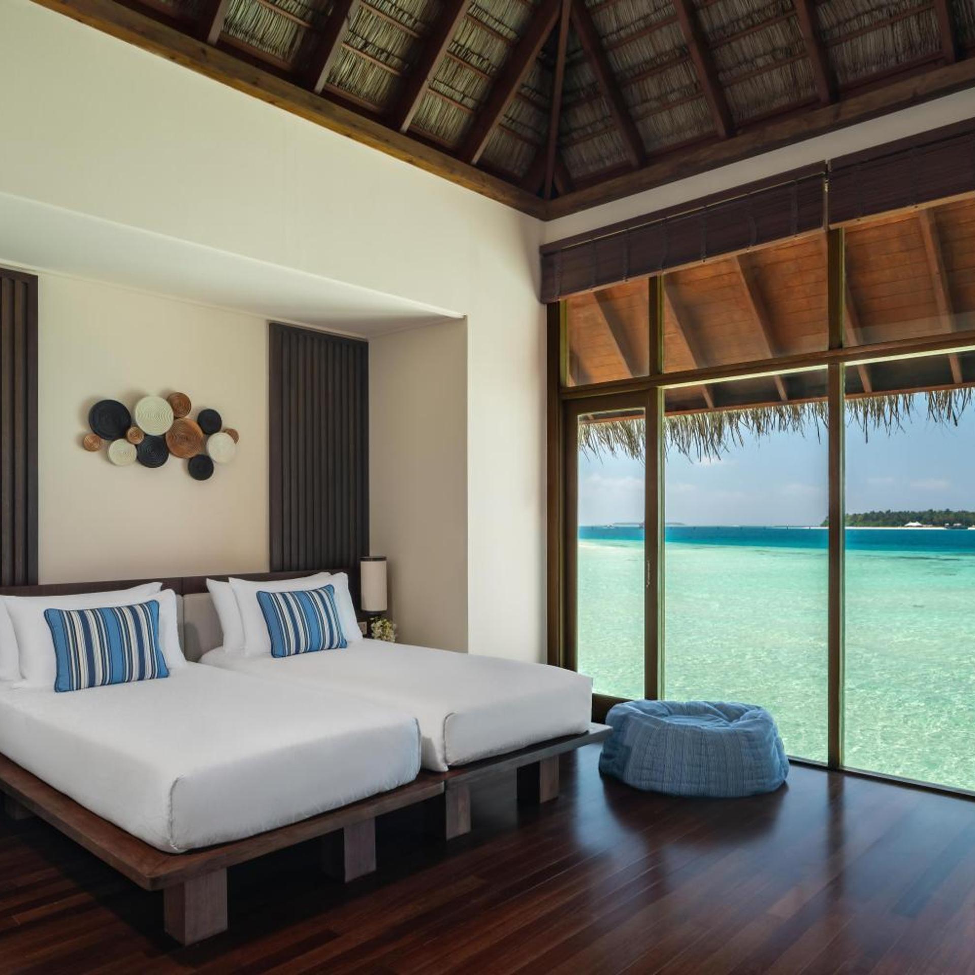 2 Bedrooms, Grand, Water Villa, with Pool