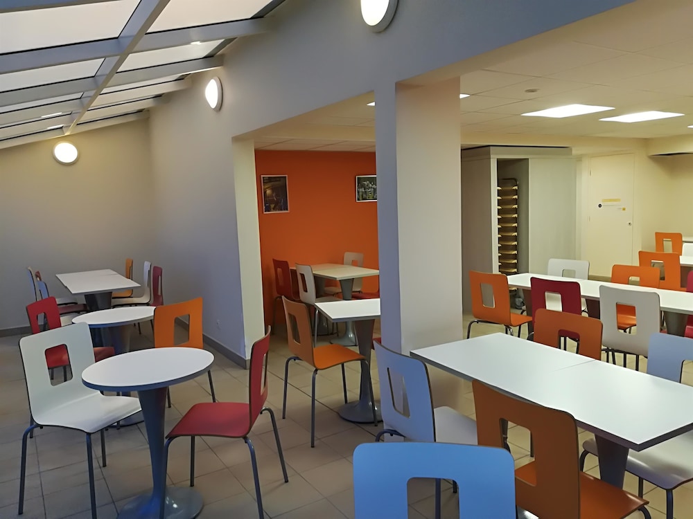 Premiere Classe Maubeuge Feignies 39/54