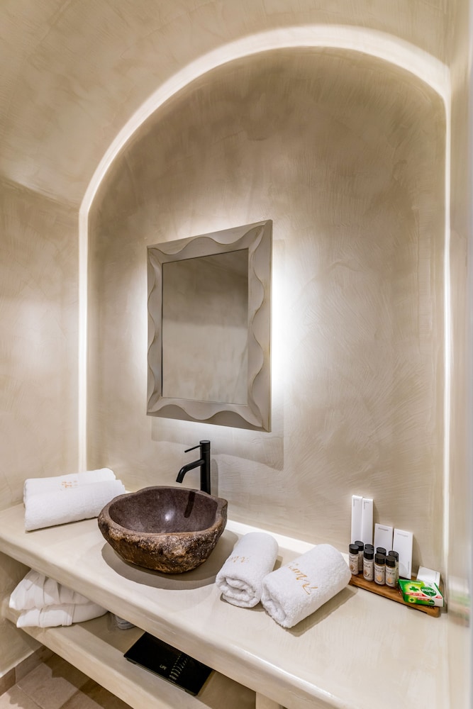 Marvarit Suites 49/50